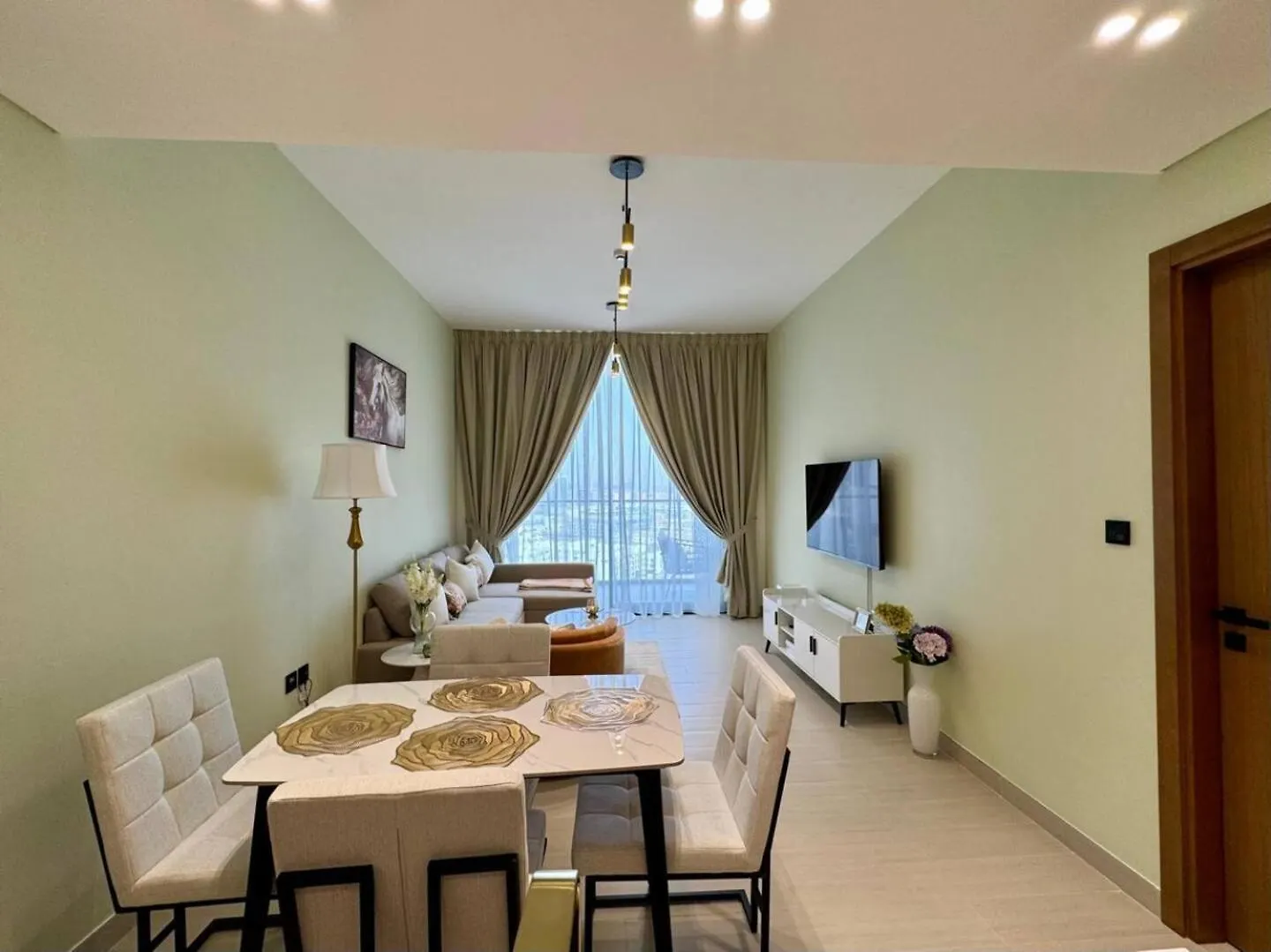 Stylish 1Br In Jvc With Pool View Apartment Dubai