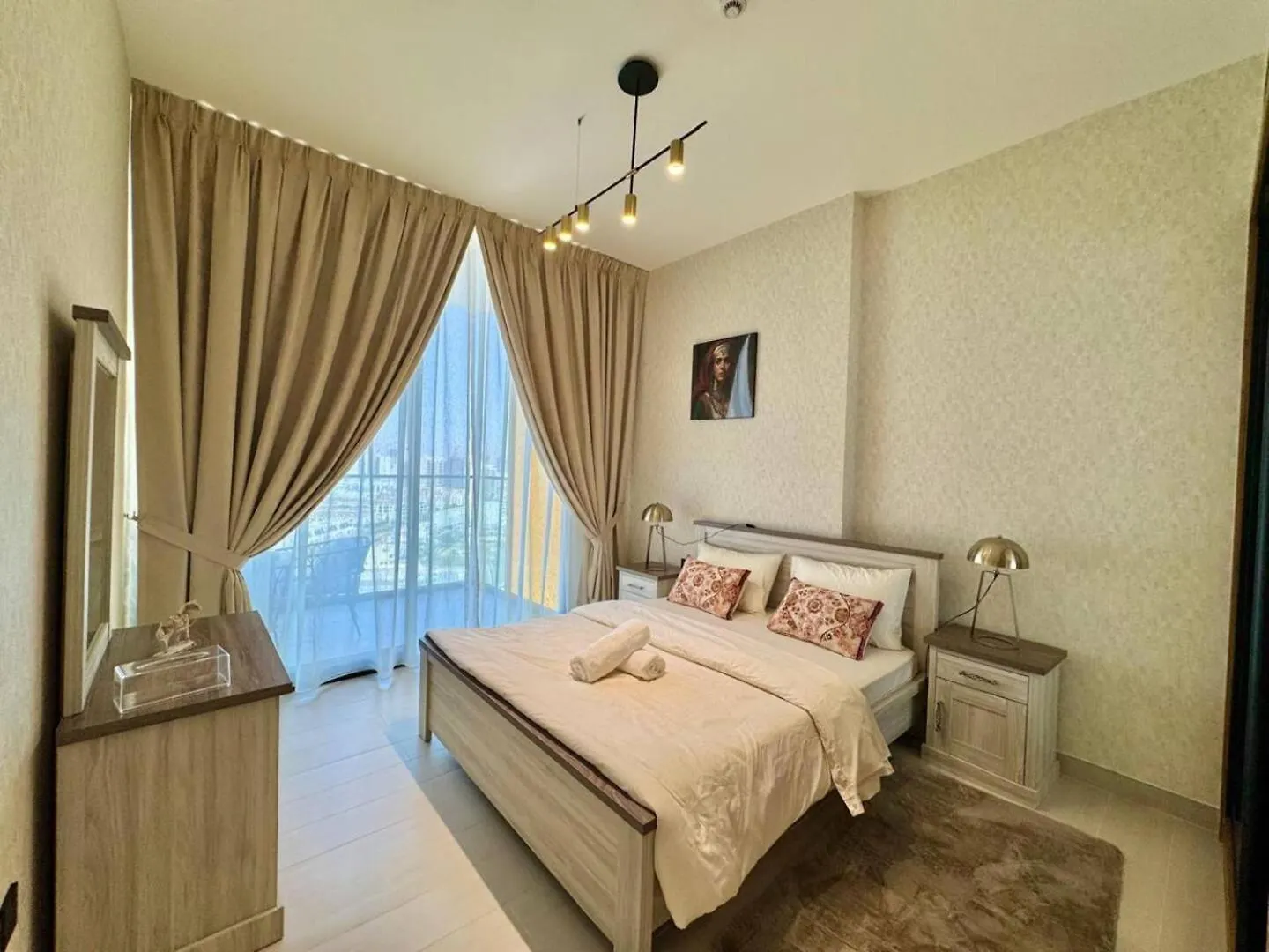 Apartament Stylish 1Br In Jvc With Pool View Dubaj