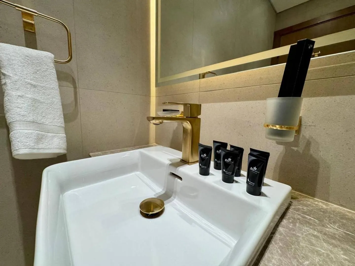 Apartament Stylish 1Br In Jvc With Pool View Dubaj 0*,  Zjednoczone Emiraty Arabskie